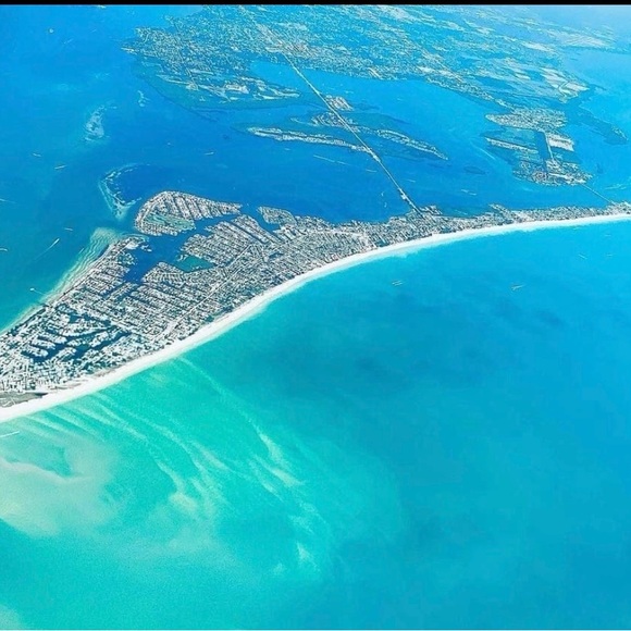 Meet your Posher, Kimberly - Picture 4 of 8